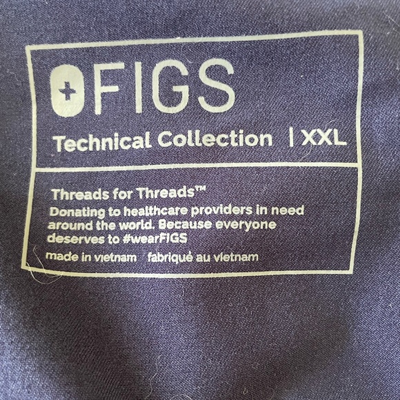 Figs Technical Collection scrubs top size XXL - Picture 2 of 2